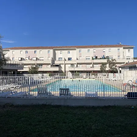Sol-y-days Cap Camargue Duplex Et Piscine Le Grau-du-Roi