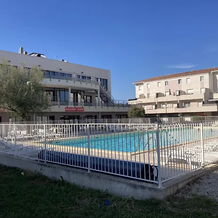 Sol-y-days Cap Camargue Duplex Et Piscine Lägenhet