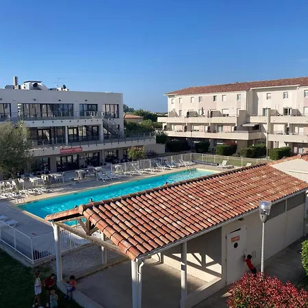 Sol-y-days Cap Camargue Duplex Et Piscine