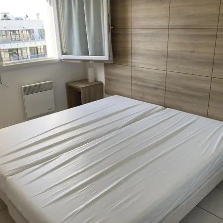 Sol-y-days Cap Camargue Duplex Et Piscine Apartment